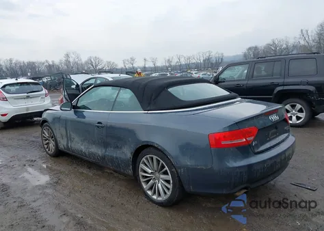 2011 Audi A5 2.0T Premium z USA, uszkodzony, nr VIN WAULFAFHXBN020841